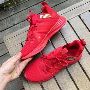 Stylish 7.5 Red Puma Sneakers — BARELY WORN!! 🔥